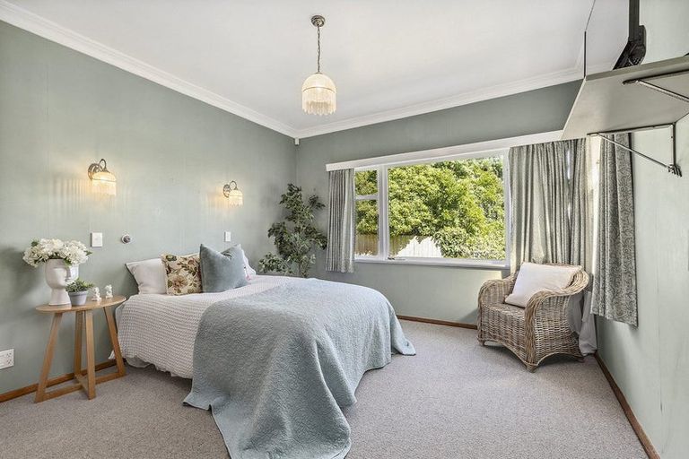 Photo of property in 5 Champion Street, Ranui, Porirua, 5024