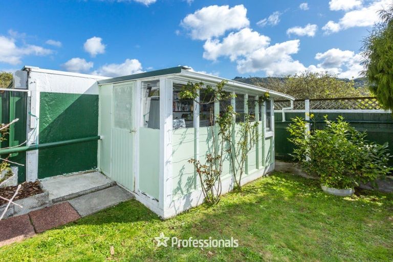 Photo of property in 14 Courtenay Road, Heretaunga, Upper Hutt, 5018