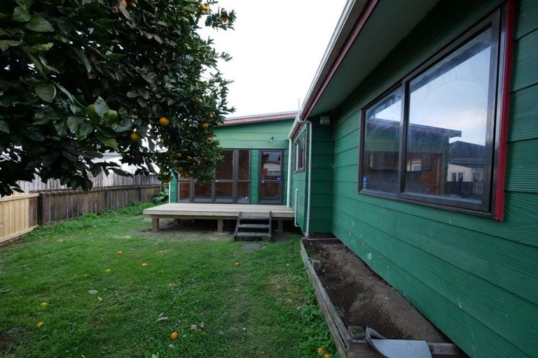Photo of property in 24b Hunua Road, Papakura, 2110