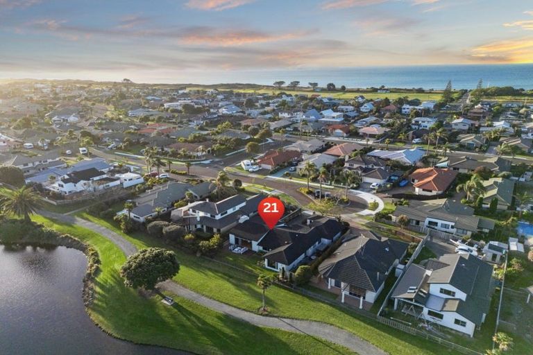 Photo of property in 21 Laguna Key, Papamoa Beach, Papamoa, 3118
