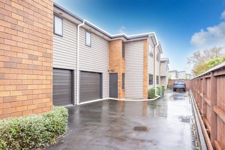 Photo of property in 2/30 Willoughby Street, Whitiora, Hamilton, 3200