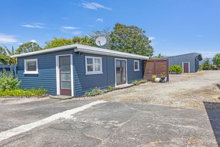 Photo of property in 10 Orowaiti Road, Westport, 7825