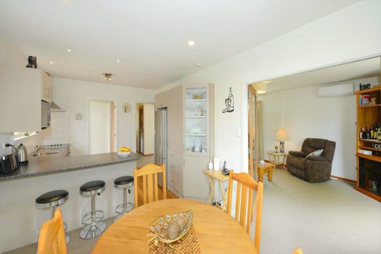 Photo of property in 12 Longmuir Street, Ilam, Christchurch, 8041