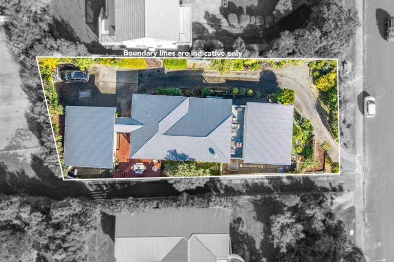 Photo of property in 103 Winara Avenue, Waikanae, 5036