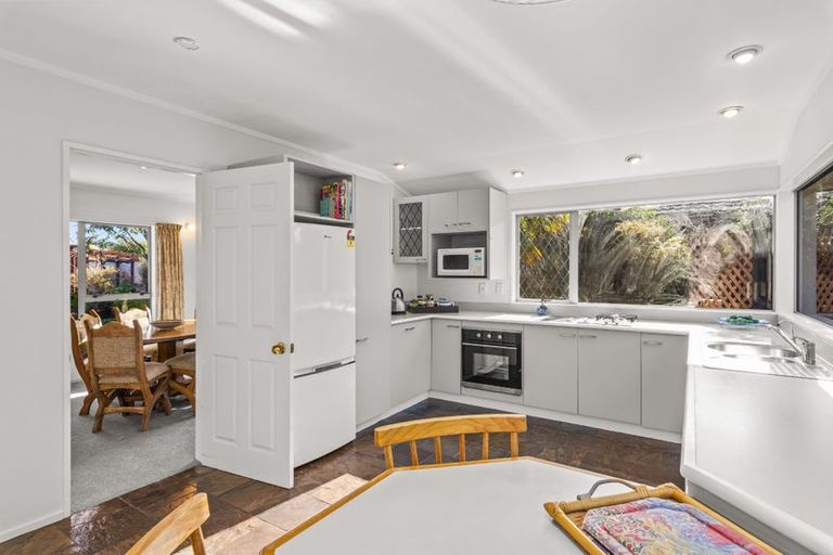 Photo of property in 10 Cedar Drive, Paraparaumu Beach, Paraparaumu, 5032