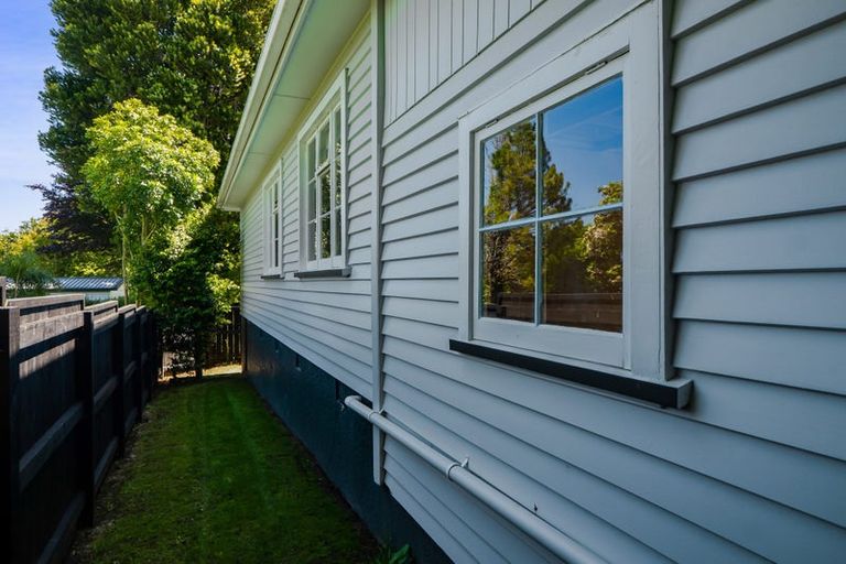 Photo of property in 226 Tukapa Street, Westown, New Plymouth, 4310