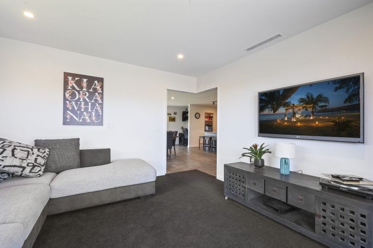 Photo of property in 80 Petries Road, Woodend, 7610