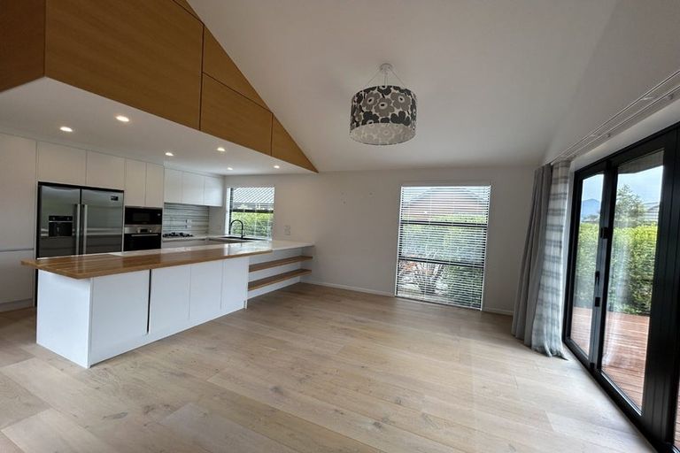 Photo of property in 26 Jacks Point Rise, Jacks Point, Queenstown, 9371