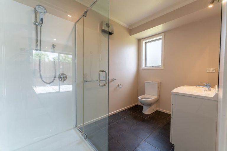 Photo of property in 23 Grove Avenue, Weston, Oamaru, 9401