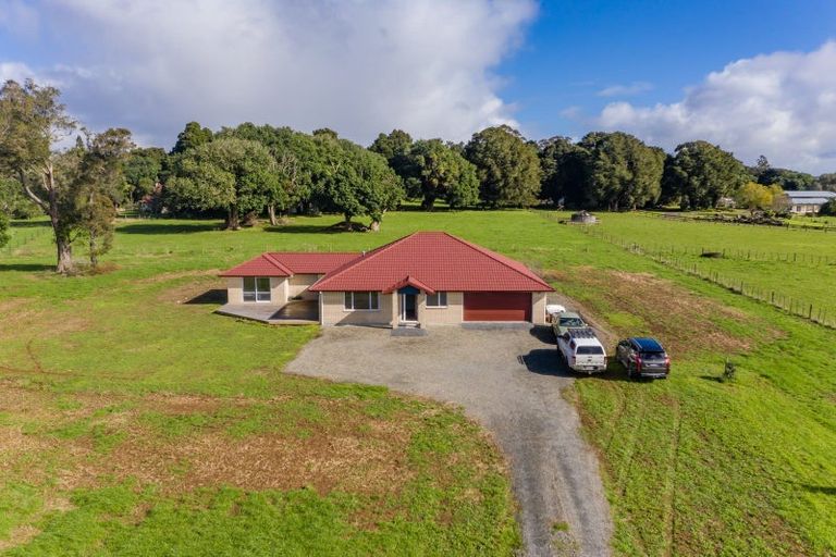 Photo of property in 345 Waikaramu Road, Waimate North, Kaikohe, 0472