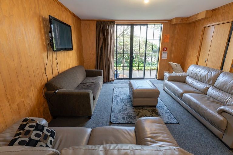 Photo of property in 1/46 Queen Street, North Dunedin, Dunedin, 9016