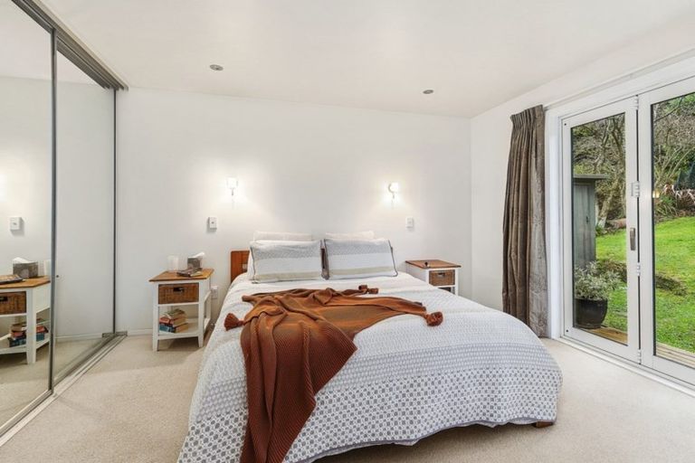 Photo of property in 18 Delhi Crescent, Khandallah, Wellington, 6035