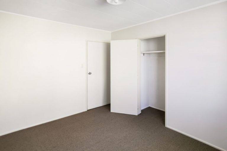 Photo of property in 27 Zelda Avenue, Clover Park, Auckland, 2023
