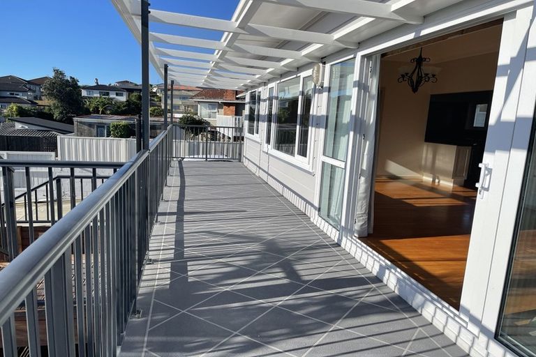 Photo of property in 43 Grassways Avenue, Pakuranga, Auckland, 2010