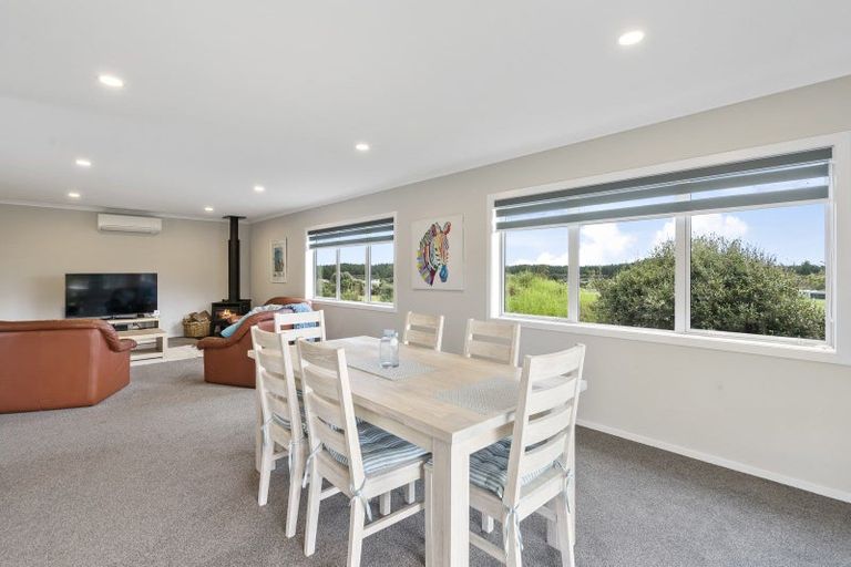 Photo of property in 5 Te Ariki Drive, Waitarere, Levin, 5510