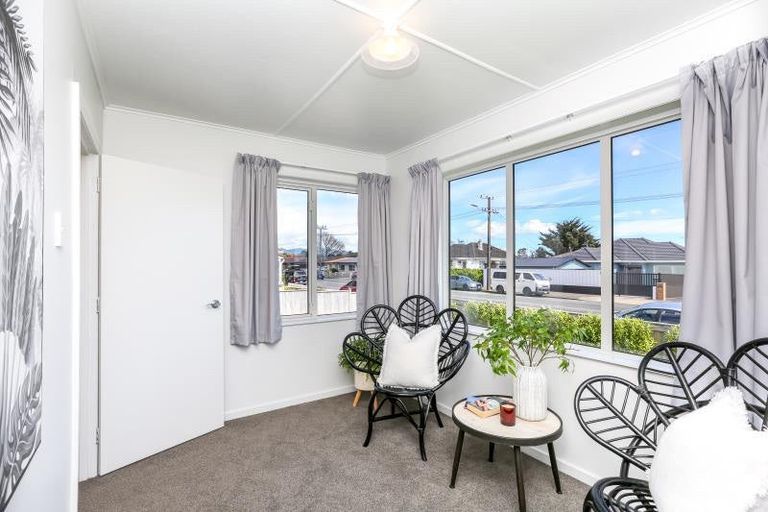 Photo of property in 141 Tukapa Street, Westown, New Plymouth, 4310