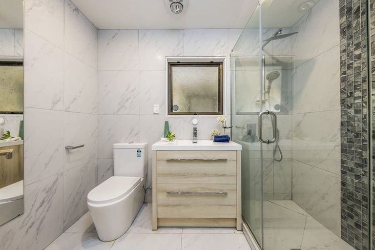 Photo of property in 32 Gracechurch Drive, Flat Bush, Auckland, 2016