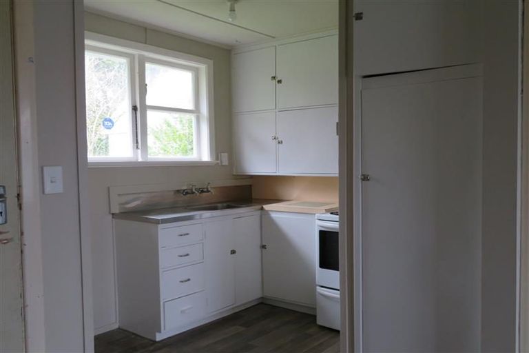 Photo of property in 9-38 Barber Grove, Moera, Lower Hutt, 5010