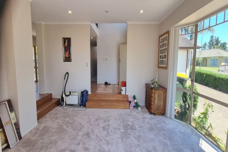 Photo of property in 5 Lamia Place, The Gardens, Auckland, 2105