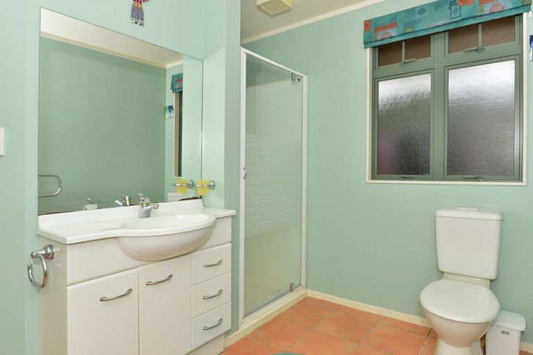 Photo of property in 10 Bluegum Place, Woodhill, Whangarei, 0110