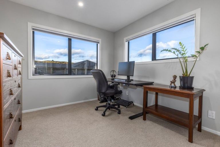 Photo of property in 58 Schooner Drive, Whitby, Porirua, 5024