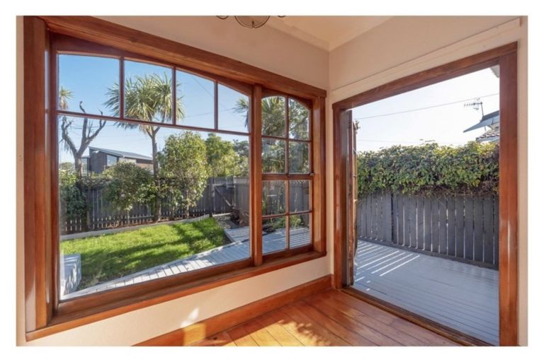 Photo of property in 2/19 Tahunanui Drive, Tahunanui, Nelson, 7011