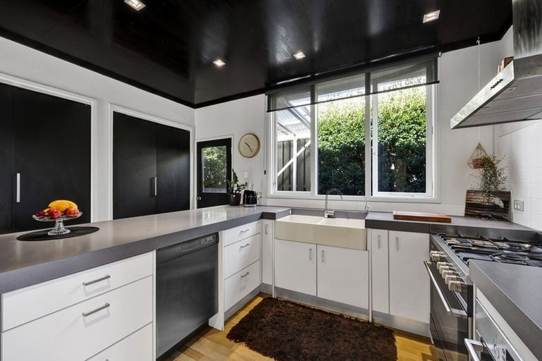 Photo of property in 59 Doralto Road, Frankleigh Park, New Plymouth, 4310