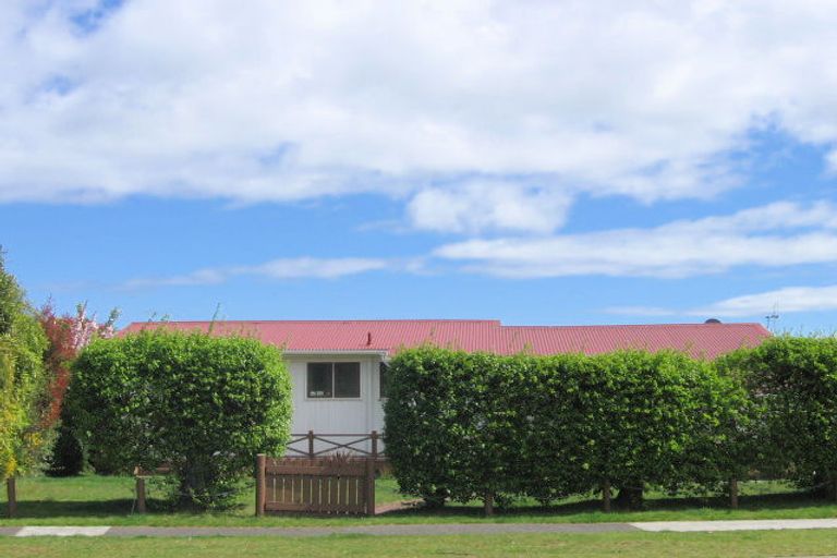 Photo of property in 23 Richmond Avenue, Richmond Heights, Taupo, 3330