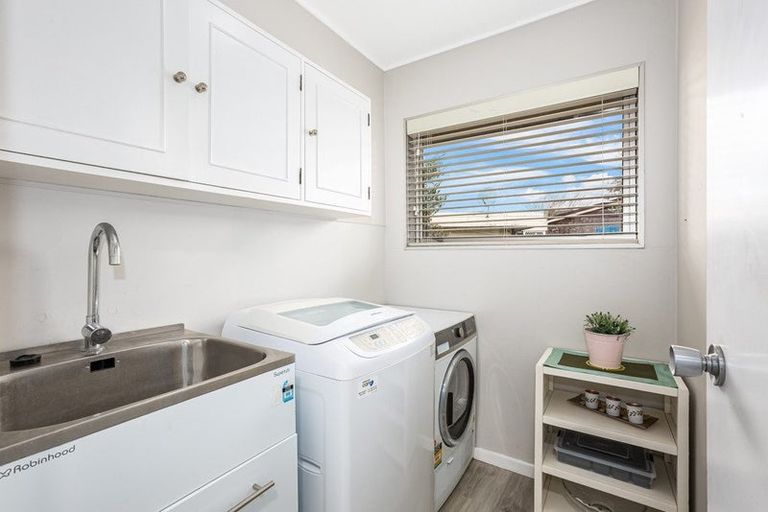 Photo of property in 1001b High Street, Avalon, Lower Hutt, 5011