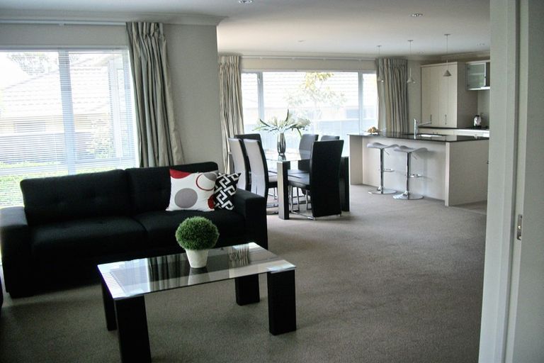 Photo of property in 15 Pentonville Close, Westmorland, Christchurch, 8025