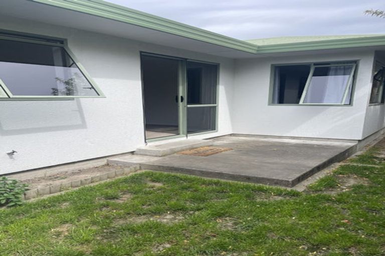 Photo of property in 2/43a O'dowd Road, Taradale, Napier, 4112