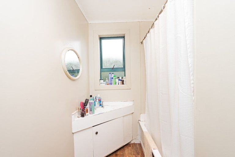 Photo of property in 40 Brown Street, Strathern, Invercargill, 9812