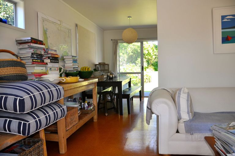 Photo of property in 8 Queen Street, Waihi Beach, 3611