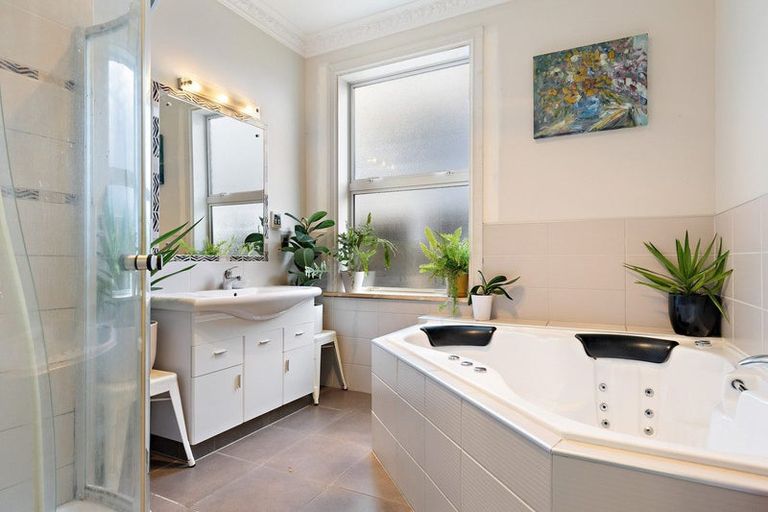 Photo of property in 40 Avalon Street, Richmond, Christchurch, 8013