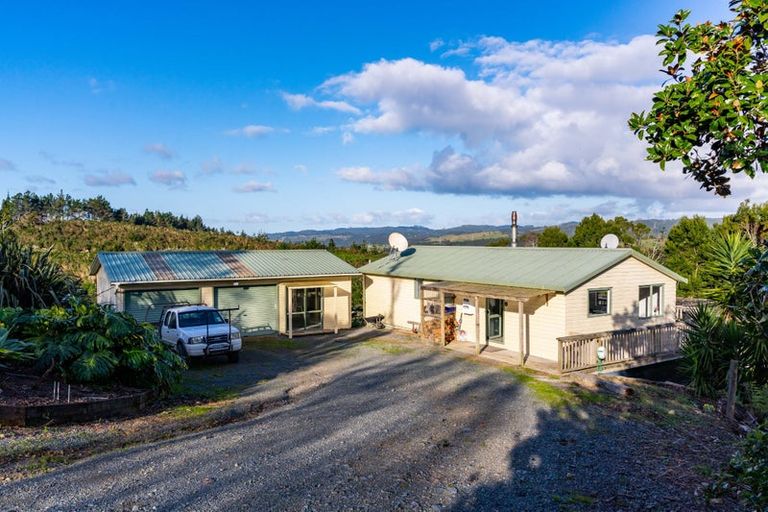 Photo of property in 393 Brooks Road, Waipu, 0582