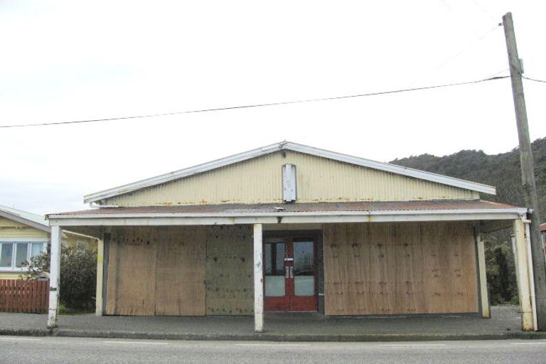 Photo of property in 121 Bright Street, Cobden, Greymouth, 7802