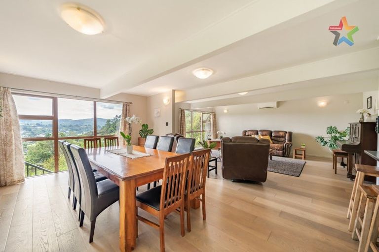 Photo of property in 128a Manuka Street, Stokes Valley, Lower Hutt, 5019