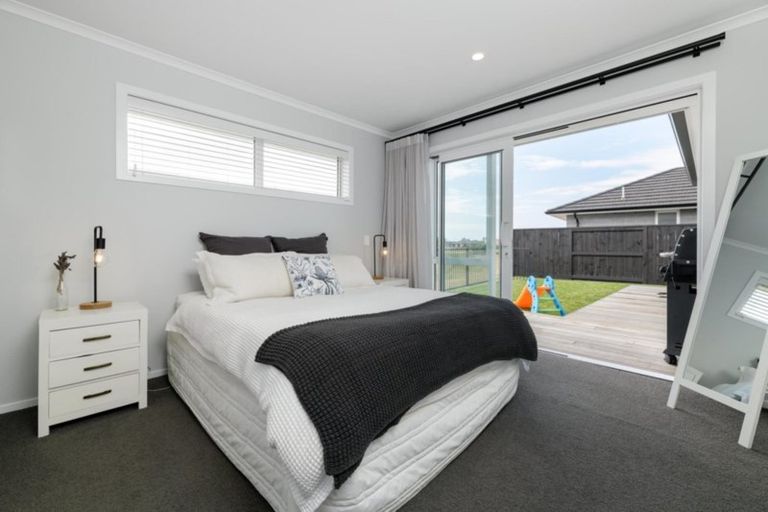 Photo of property in 5 Jeffs Way, Papamoa Beach, Papamoa, 3118