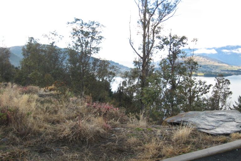 Photo of property in 9 Crystal Lane, Fernhill, Queenstown, 9300