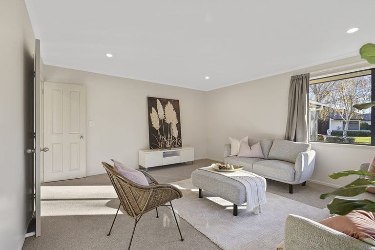 Photo of property in 13 Bishopsworth Way, Huntington, Hamilton, 3210