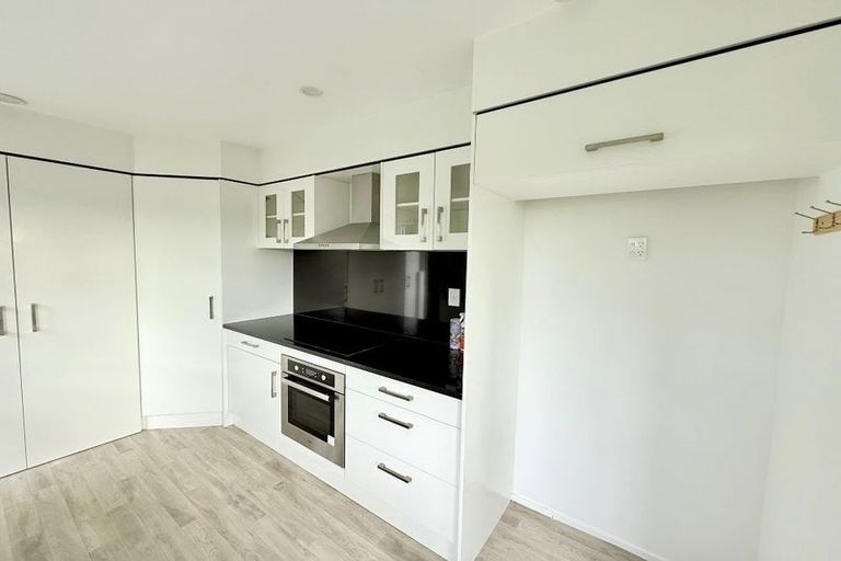 Photo of property in 1/83 Manuka Road, Bayview, Auckland, 0629