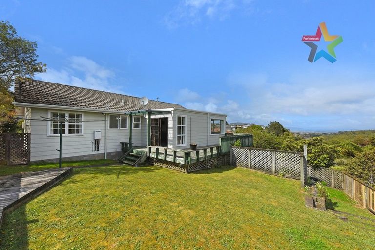 Photo of property in 63 Waipounamu Drive, Kelson, Lower Hutt, 5010