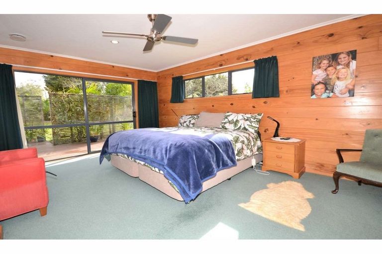 Photo of property in 12 Pa Road, Kerikeri, 0230