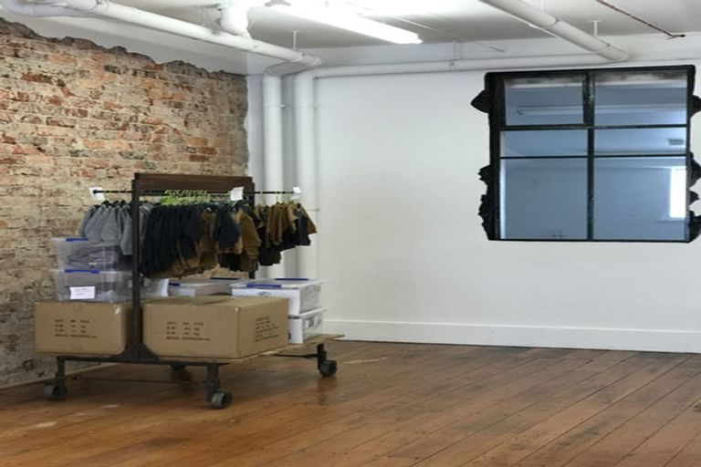 Photo of property in 1/143 Great South Road, Papakura, 2110