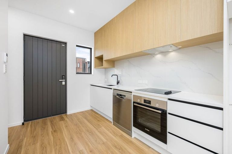 Photo of property in 16 Rana Road, Flat Bush, Auckland, 2019