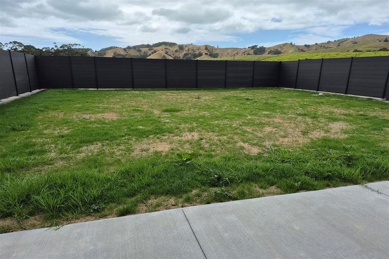 Photo of property in 5 Mataikokako Loop, Kawakawa Bay, 2585