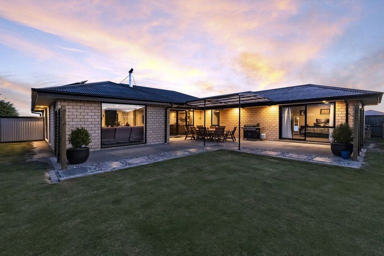 Photo of property in 13 Cressy Place, Darfield, 7510