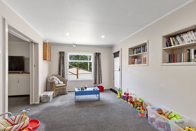 Photo of property in 12 Wilfred Street, Tawa, Wellington, 5028