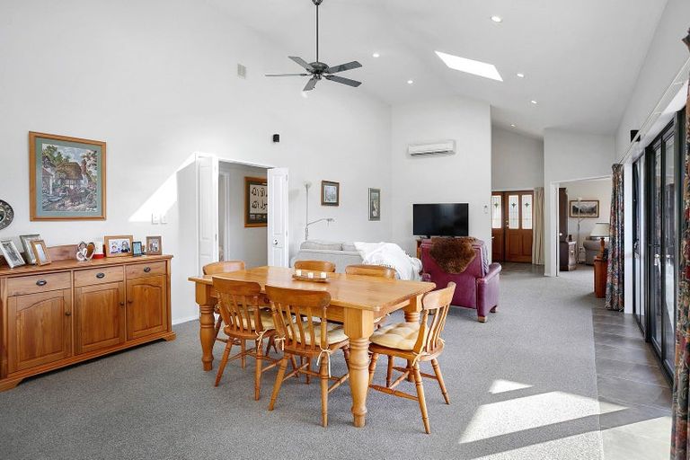 Photo of property in 10 Fairburn Place, Leamington, Cambridge, 3432