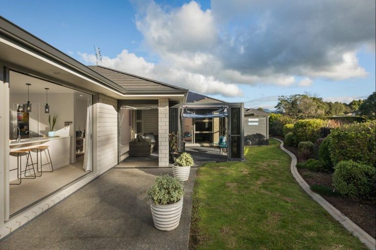 Photo of property in 15 Layla Place, Katikati, 3178